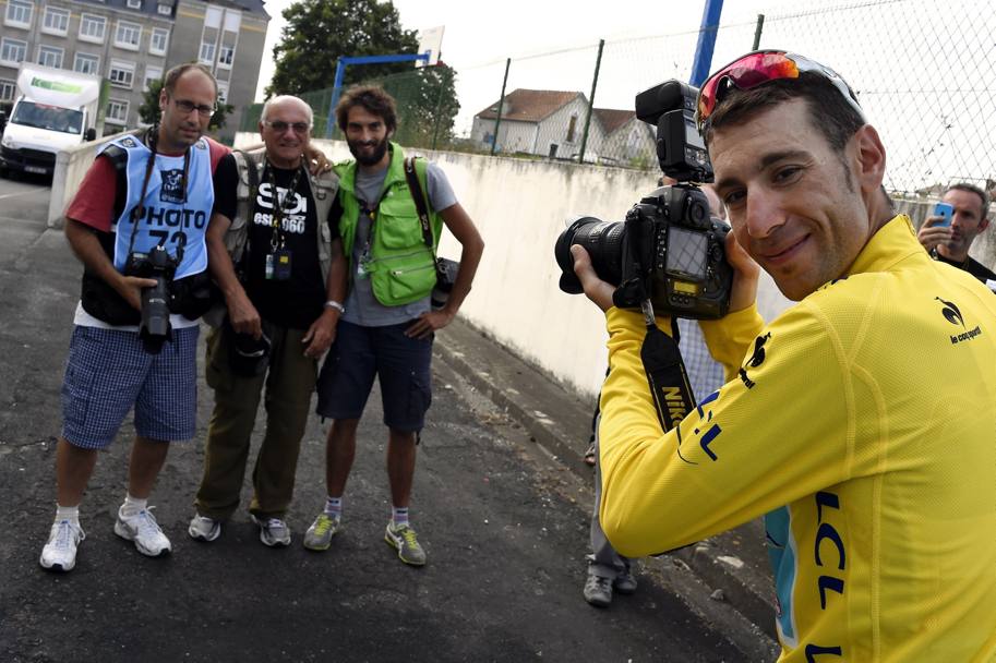 Una versione fotografica di Vincenzo Nibali la cui vittoria del Tour de France viene celebrata sui principali siti di informazione mondiali. LaPresse